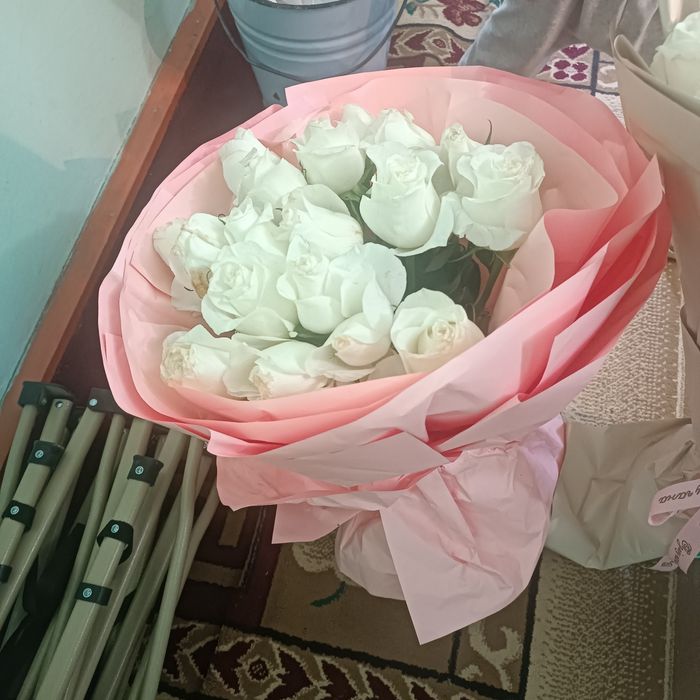 Продам 2 букеты.