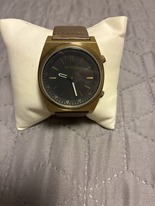 Nixon Brigade Leather