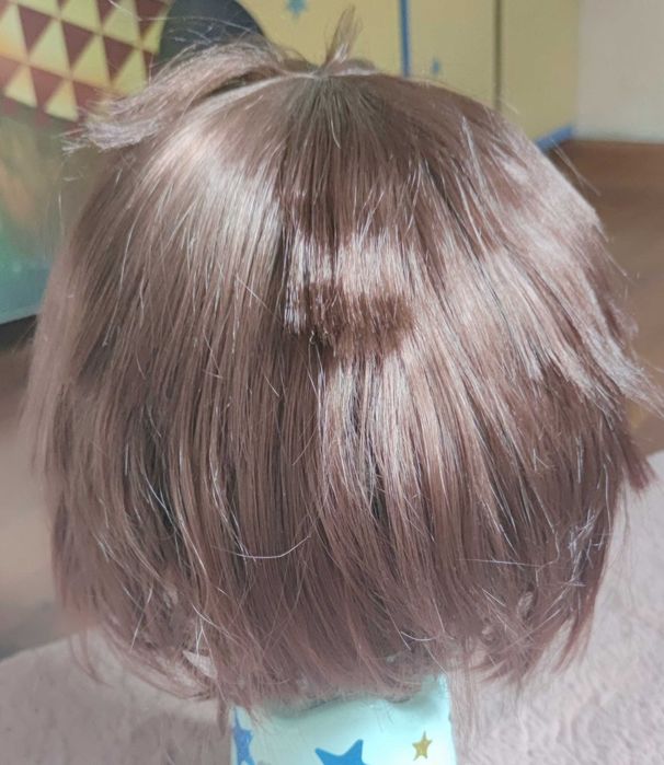 Парик коричневый короткий