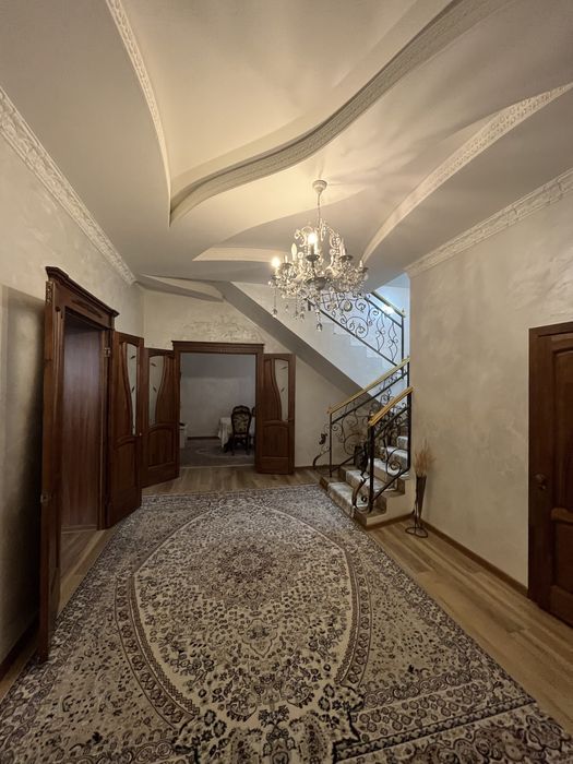 мкр.Ақжайық 2-деңгейлі үй сатылады