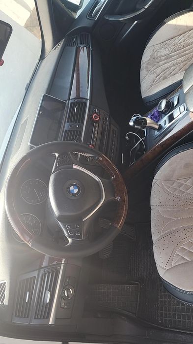 Bmw x5 e70 4.8 л