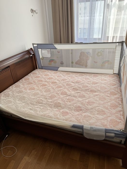 Отдам матрас 160*200