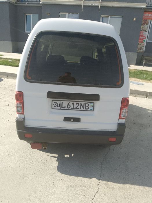 Kafolati bor. Moshina yaxshi xolatda.