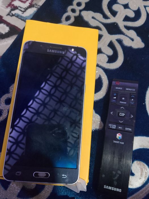 Samsung galaxy J 5 6