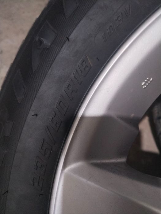 Автошина 235/60 R 18