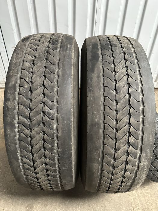 Anvelope 305/70 R19,5 direcții GOOD YEAR