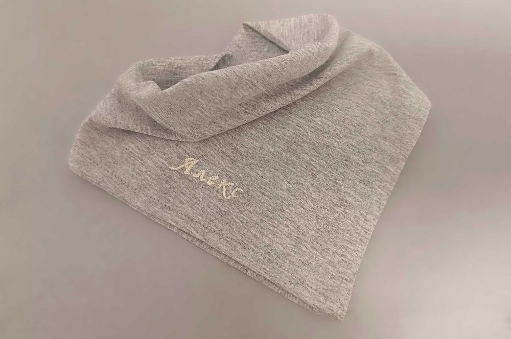 Персонализирани бебе лигавници – стил бандана, подарък  за бебе с име