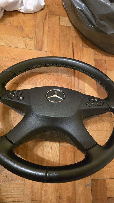 ЧИСТО НОВ АirBag от Mercedes W204 2008г.