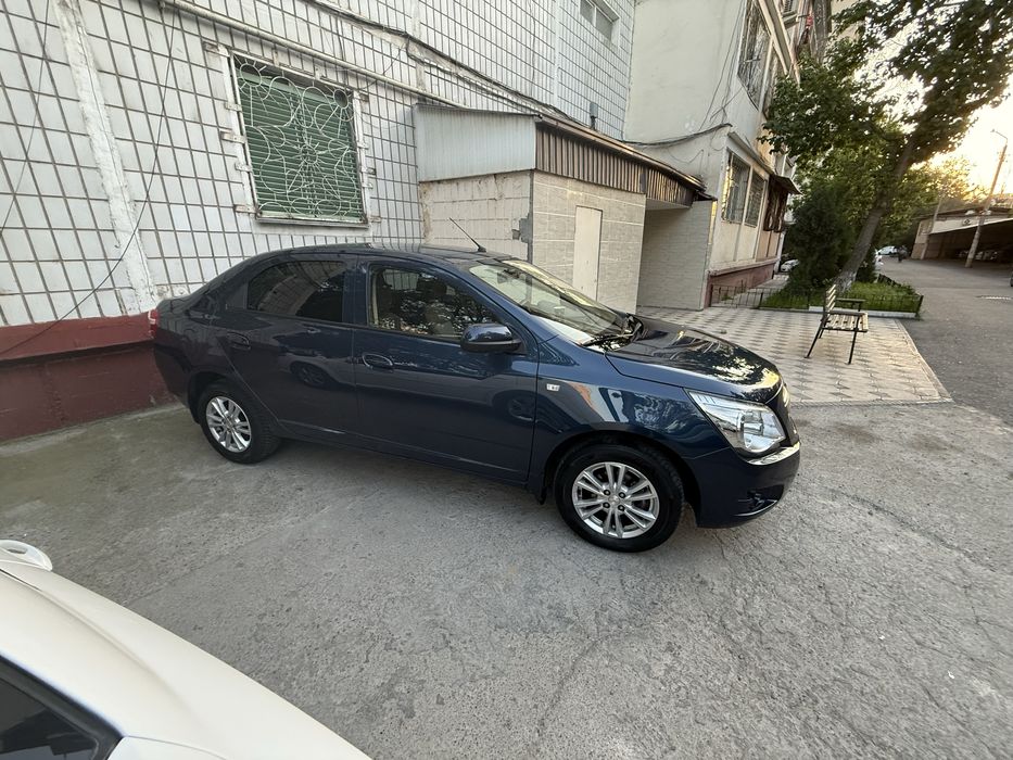 Chevrolet Cobalt 2023 — 3