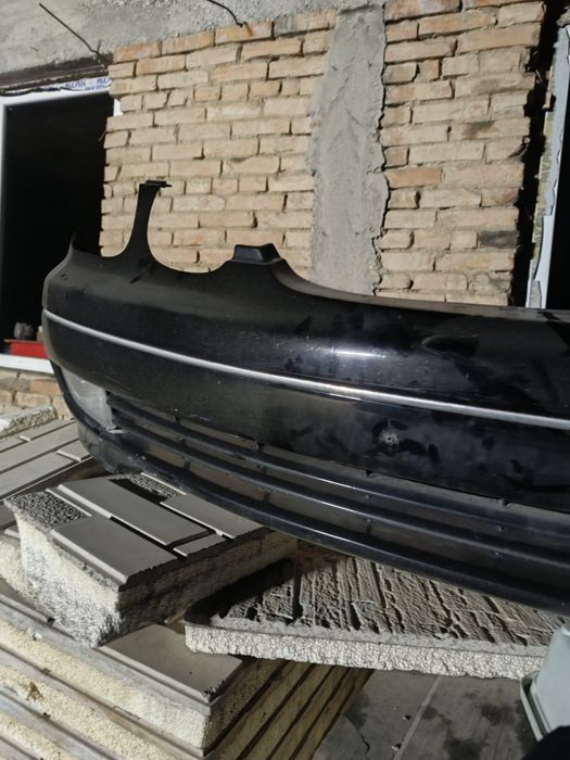 Бампер Лексус 160