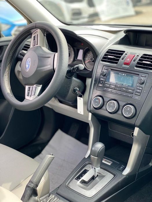 Продам субару форестер !