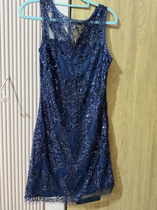 Продам женское платье