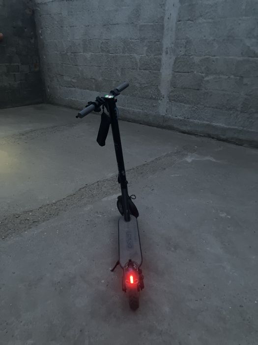 Vând trotineta lexgo rx9lite