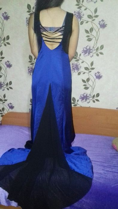 Две официални рокли