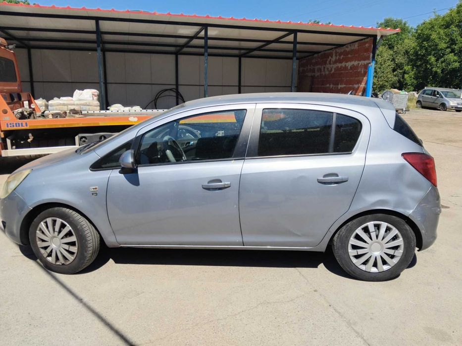 Opel Corsa-1.2 газ/бензин/2010г/80к.с.-на части