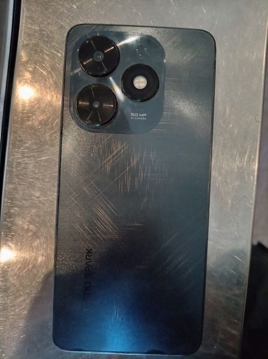 Продается TECNO SPARK 20C