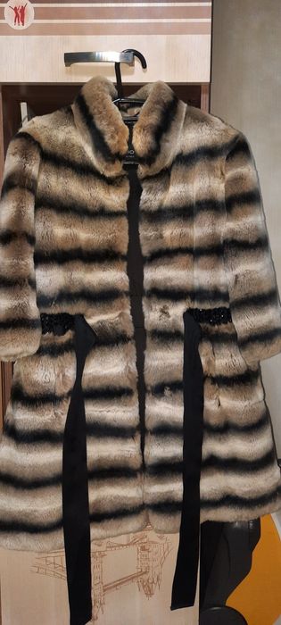 Продается красивая шуба Шиншила