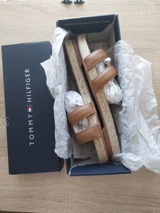 Tommy Hilfiger кожени чехли Emboss Sandal