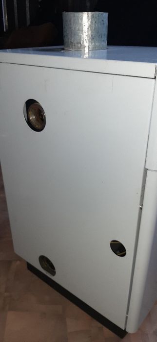 Продам печь газовую на 80м2