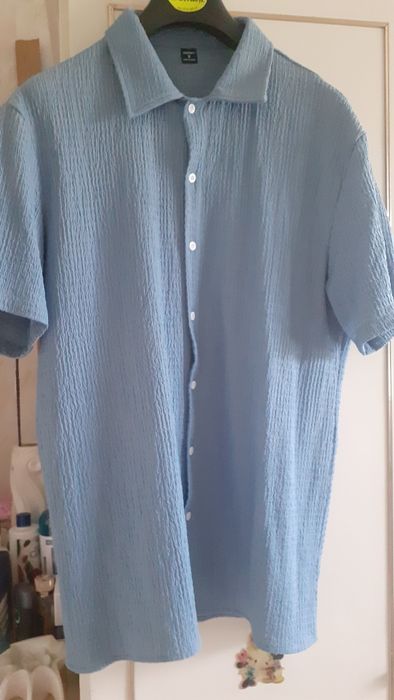Мъжка риза с къс ръкав