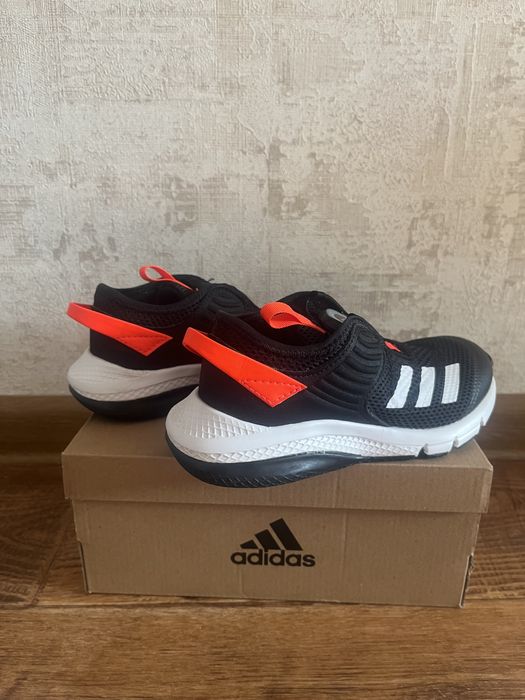 Кроссовки Adidas детские