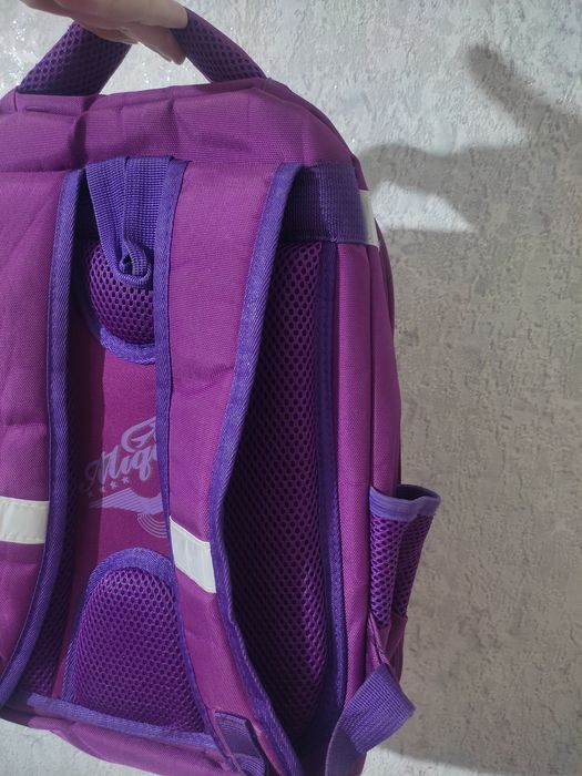 Рюкзаки,сумочки,разные5000