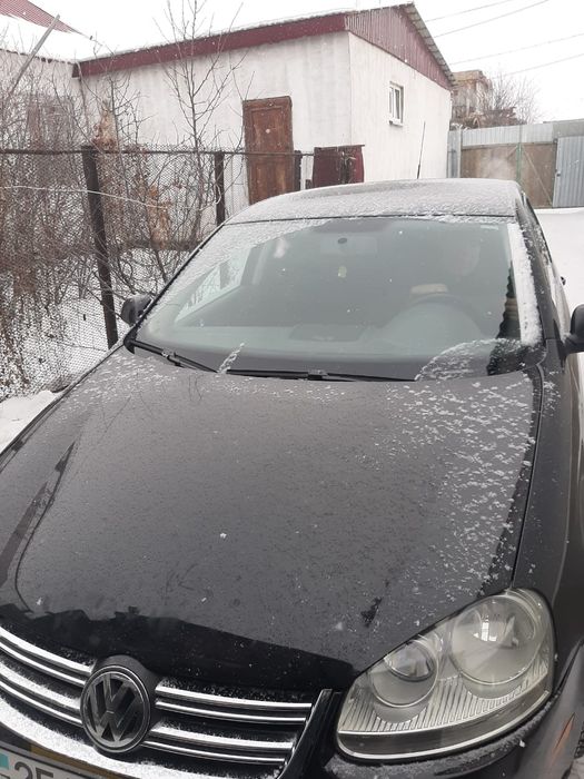 Продам фольсваген джета 2008 г объем 2.5