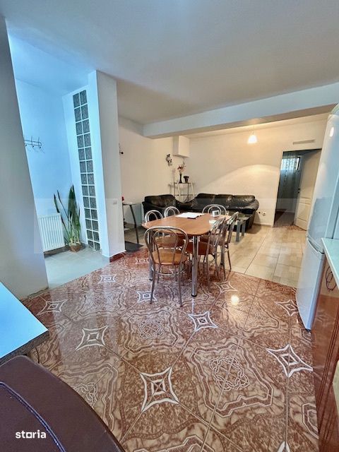 Ideal pentru investitie!! 4 camere, 72 mp, zona Campului, doar cash — fotografia 3