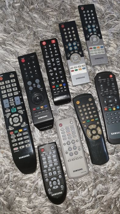 SAMSUNG ТВ Оригинални дистанционни съвместими с вс.модели ТВ -30лв/бр