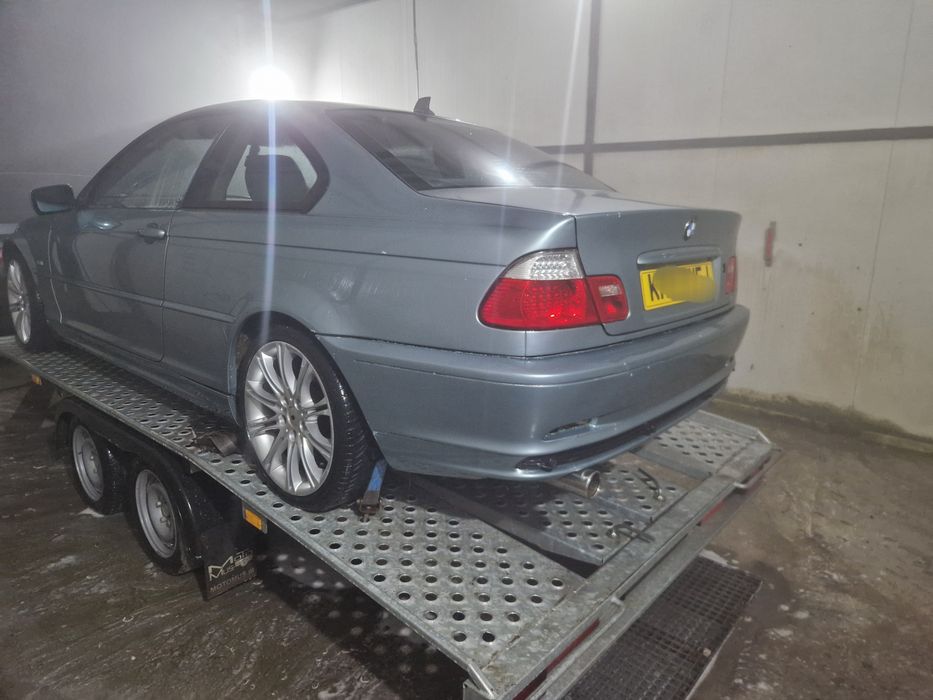 Dezmembrez bmw e46 coupe 318ci 320ci motor n42b20a interior piele recaro m jante r18 triple led punte grup cutie cardan volan bara faruri usa piese