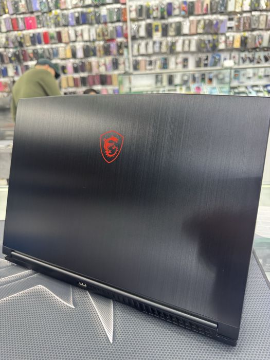 Msi Thin i5-12450H 8/512/2050 4Gb 15.6 Fhd Ips 144Hz