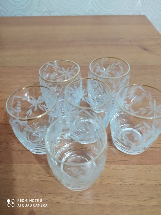 Стеклянные стопки,  фужеры