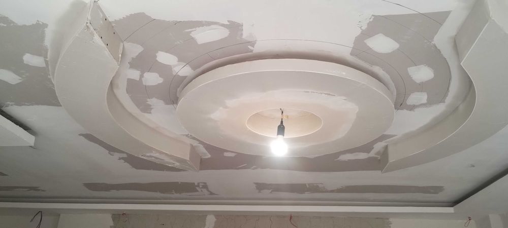 Finisaje interioare și exterioare
