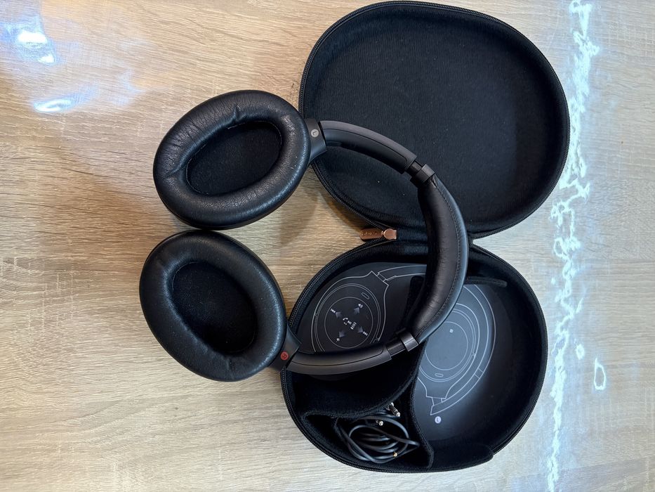 Sony WH-1000XM3 – căști wireless Noise Cancelling – stare foarte bună + husă