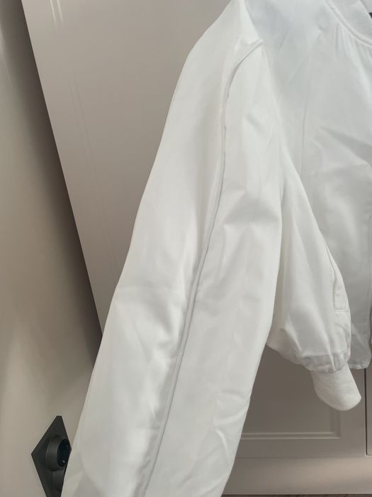 Продам новый бомбер!