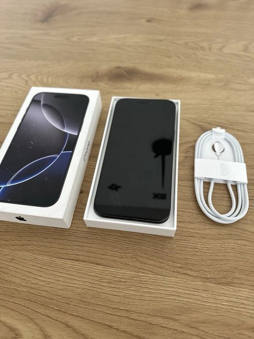 Apple iPhone 16 Pro Max - 256GB - Black Titanium