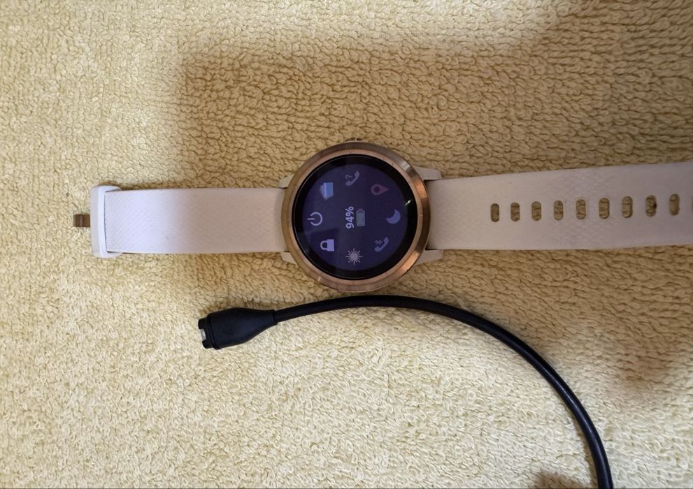 Ceas Garmin Vivoactive 3 HR GPS