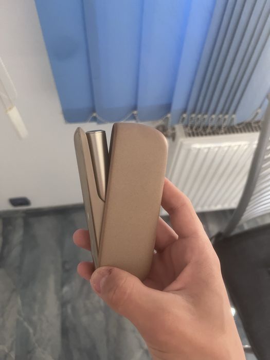 vand iqos iluma cu pen