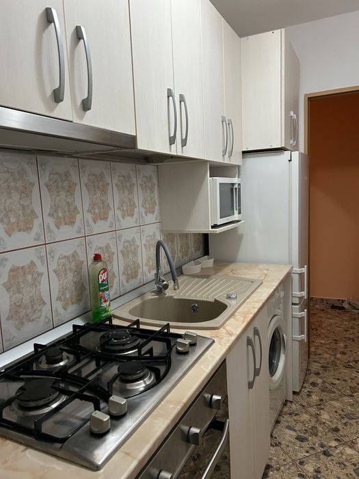 Apartament de închiriat cu 3 camere