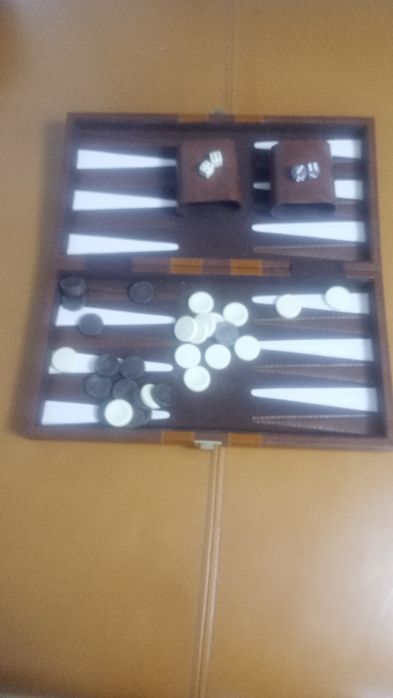 Vind joc de table
