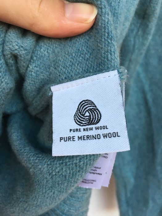 Дамска  жилетка 100%  мерино вълна, 38 С/М