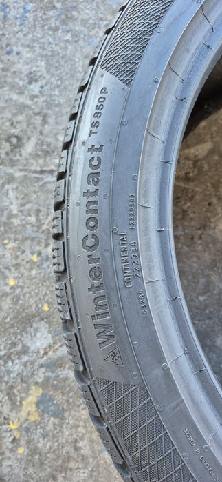4 anvelope iarna Continental,fata 235/40/18,spate 265/35/18.Pret/buc.