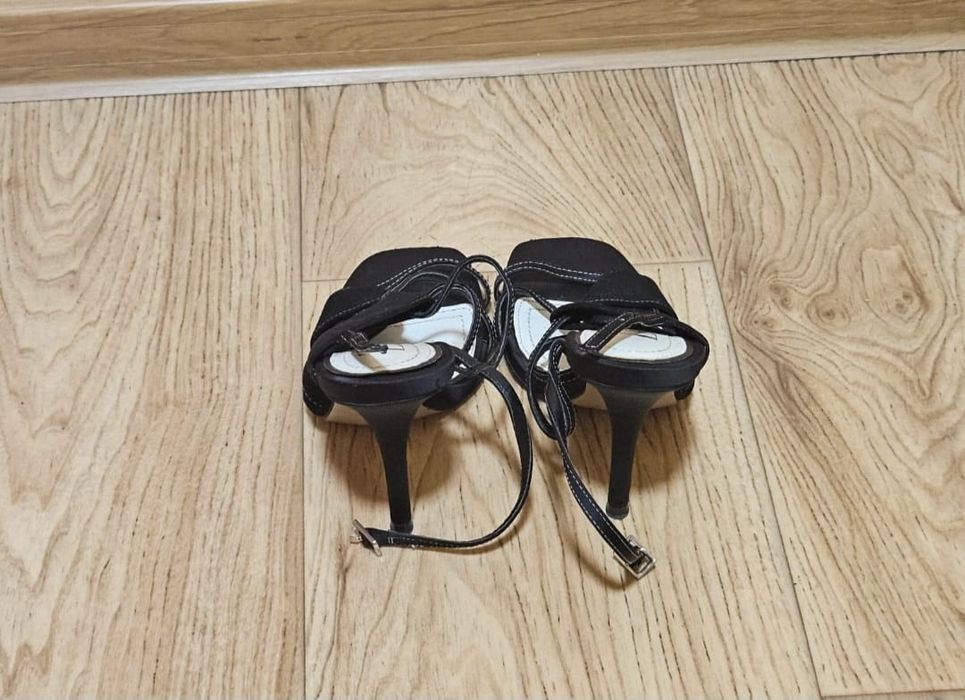 Sandale de damă Zara