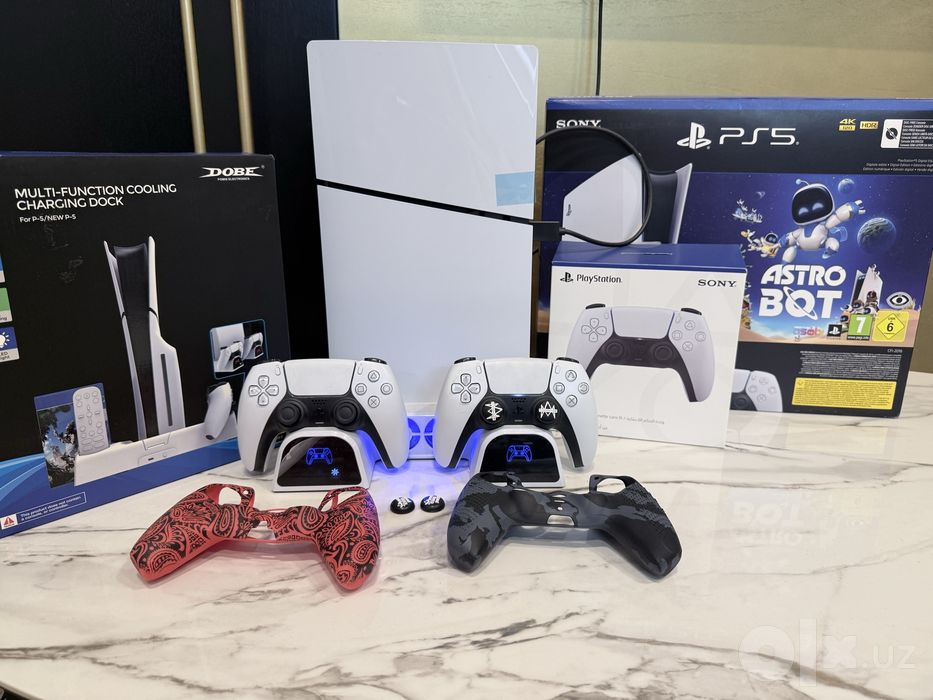 PS5 + 2 оригинальных DualSense + PS Plus + Astro Bot | Идеал