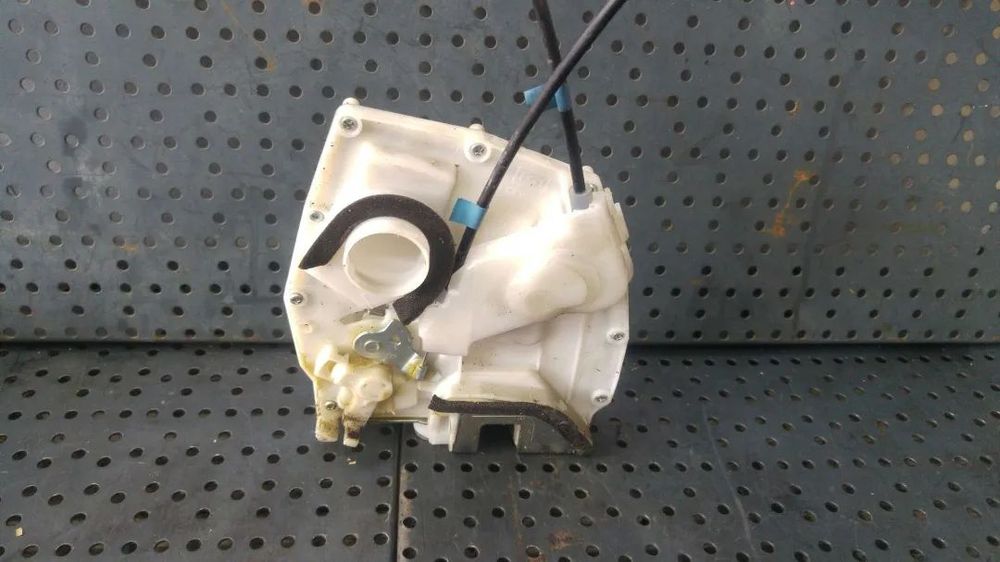 Broasca usa dreapta spate suzuki splash 8230151k21