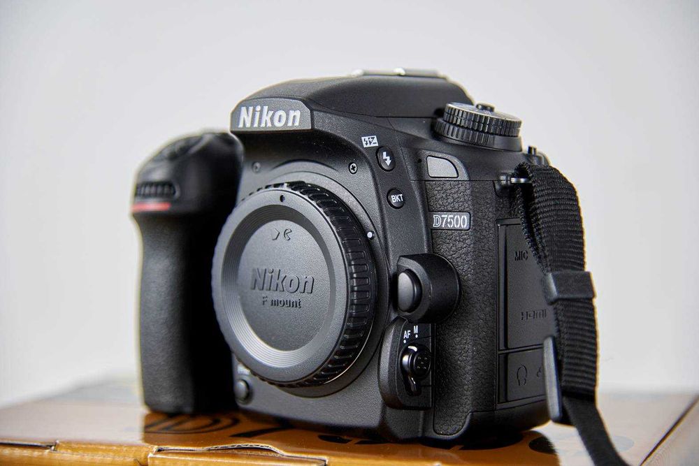 Vand Nikon D7500