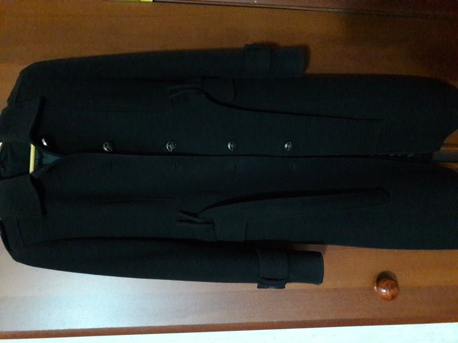 Продаем женскую куртку