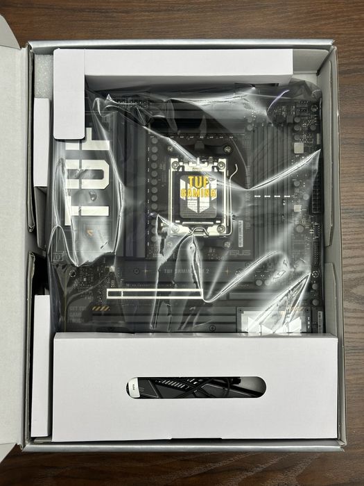 ASUS TUF Gaming X870-PLUS WiFi