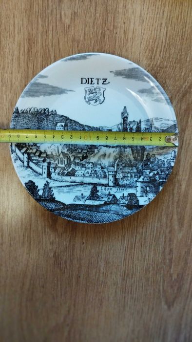 Красива порцеланова чиния за стена от Dietz Германия