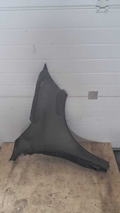 aripa stanga fata Renault Megane 3 coupe an 2011